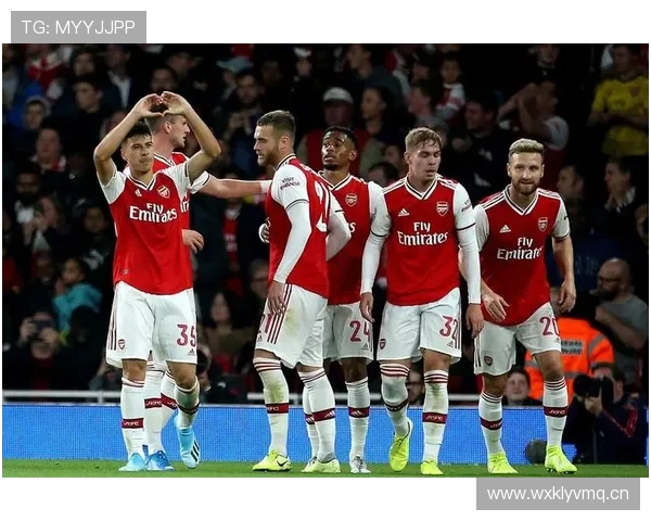 莱奥与马丁内利：冲击型边锋的战术路径对比分析